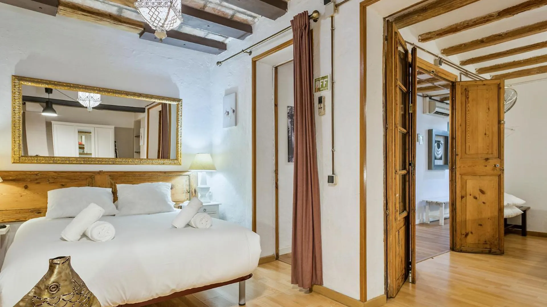 Encanto En Las Ramblas: Espacio Perfecto Para 9 Apartment Barcelona 0*,  Spain