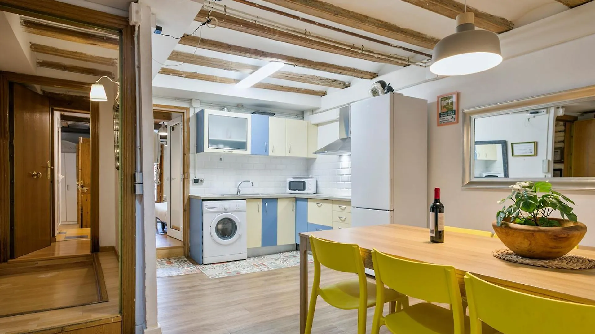 Encanto En Las Ramblas: Espacio Perfecto Para 9 Apartment Barcelona Spain