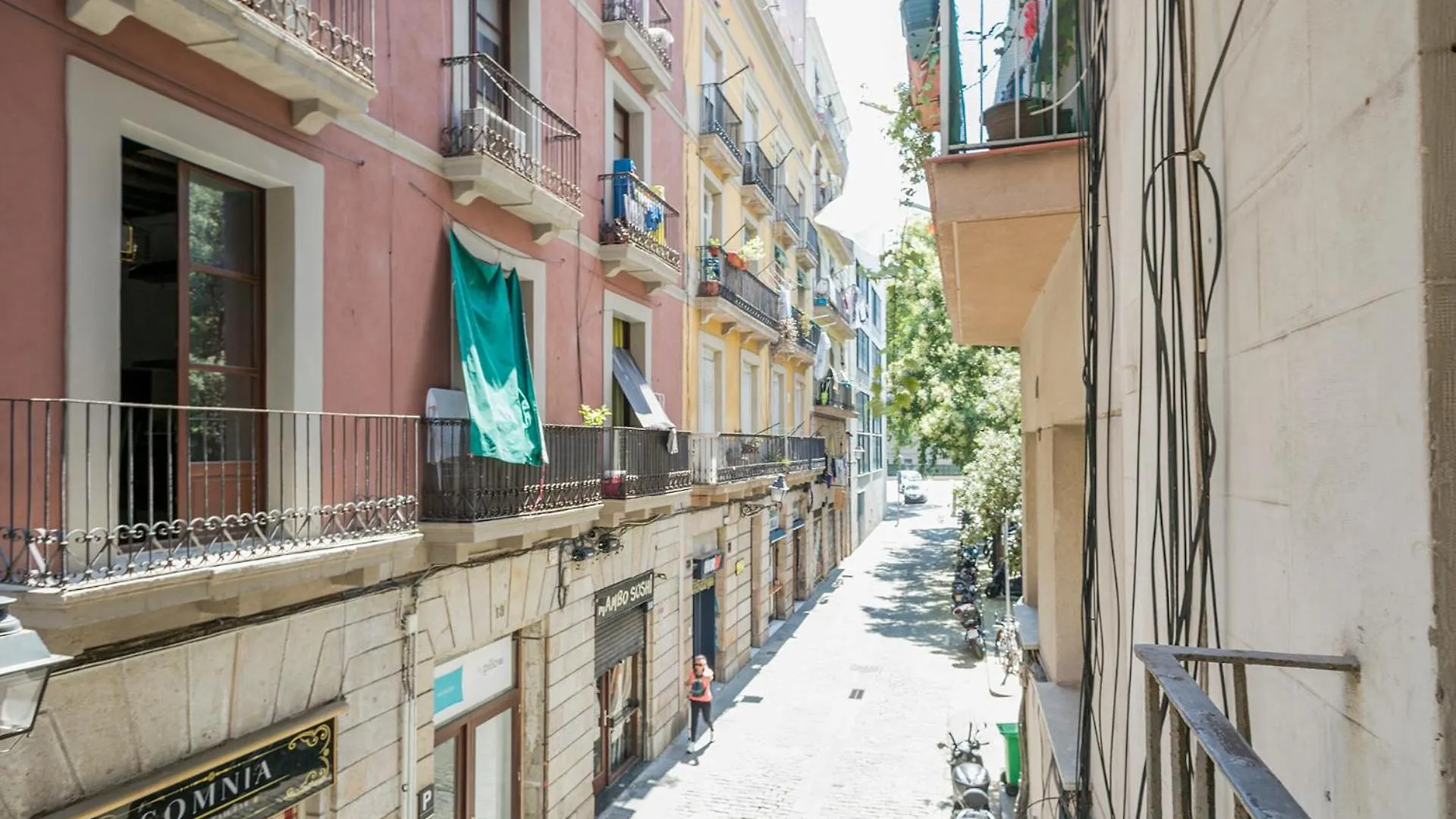 Encanto En Las Ramblas: Espacio Perfecto Para 9 Apartment Barcelona